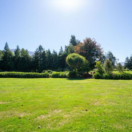 Donegal House Hotel Kaikoura Ngoại thất bức ảnh