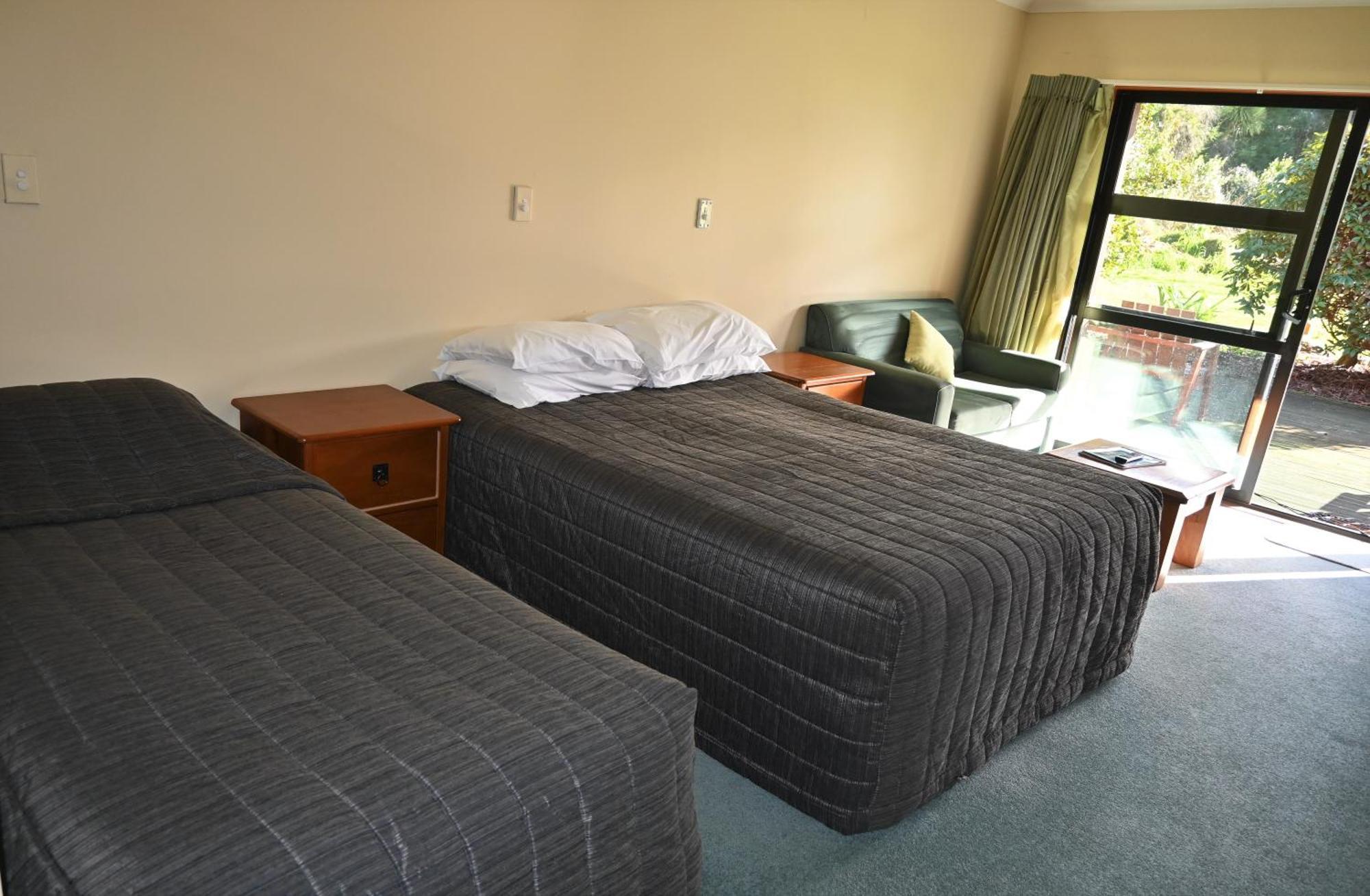 Donegal House Hotel Kaikoura Ngoại thất bức ảnh