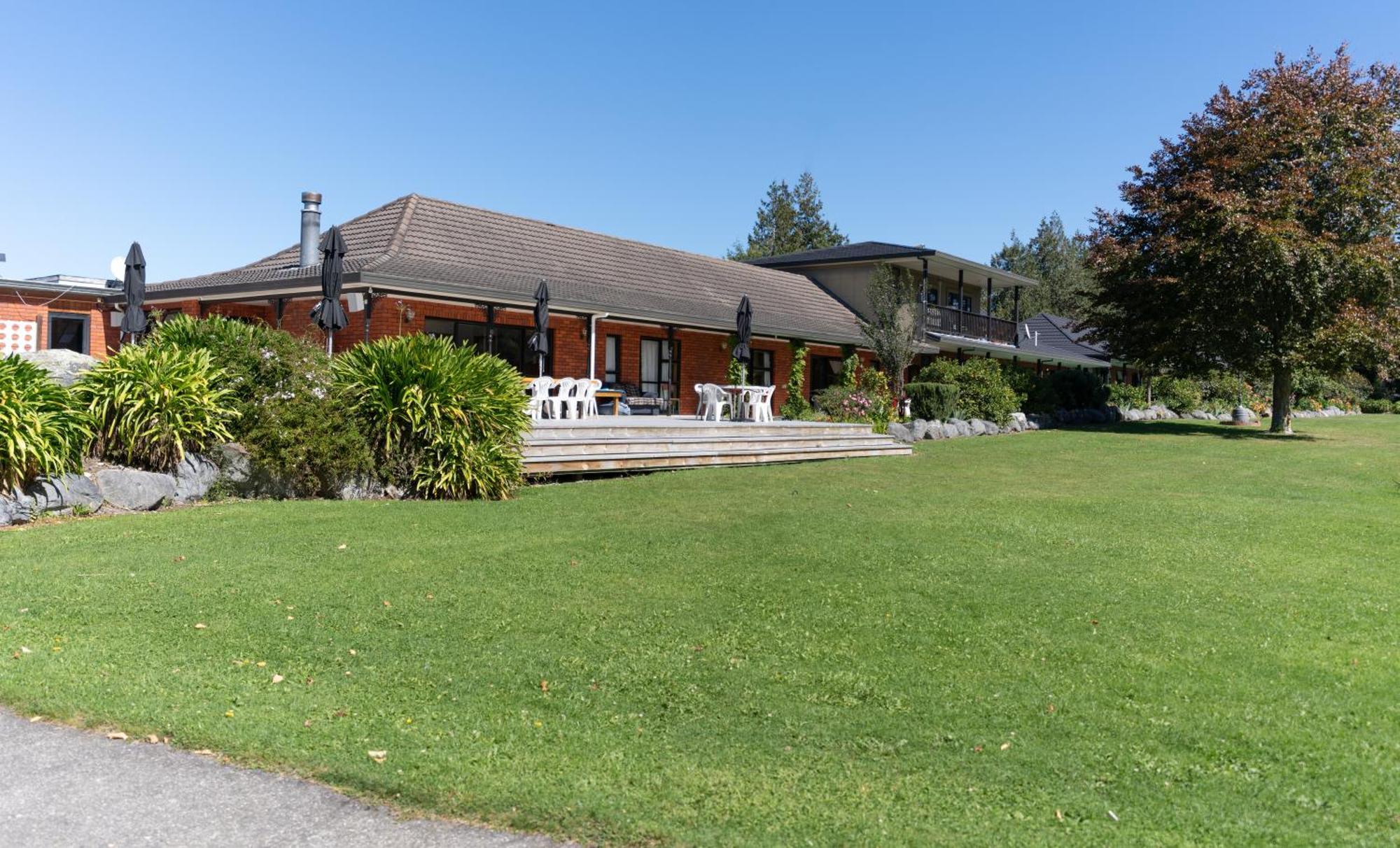 Donegal House Hotel Kaikoura Ngoại thất bức ảnh