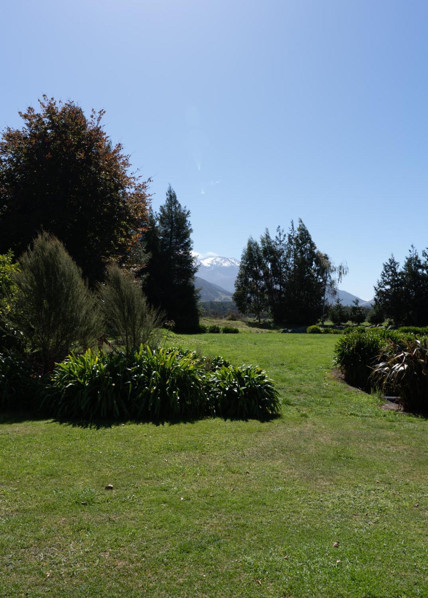 Donegal House Hotel Kaikoura Ngoại thất bức ảnh