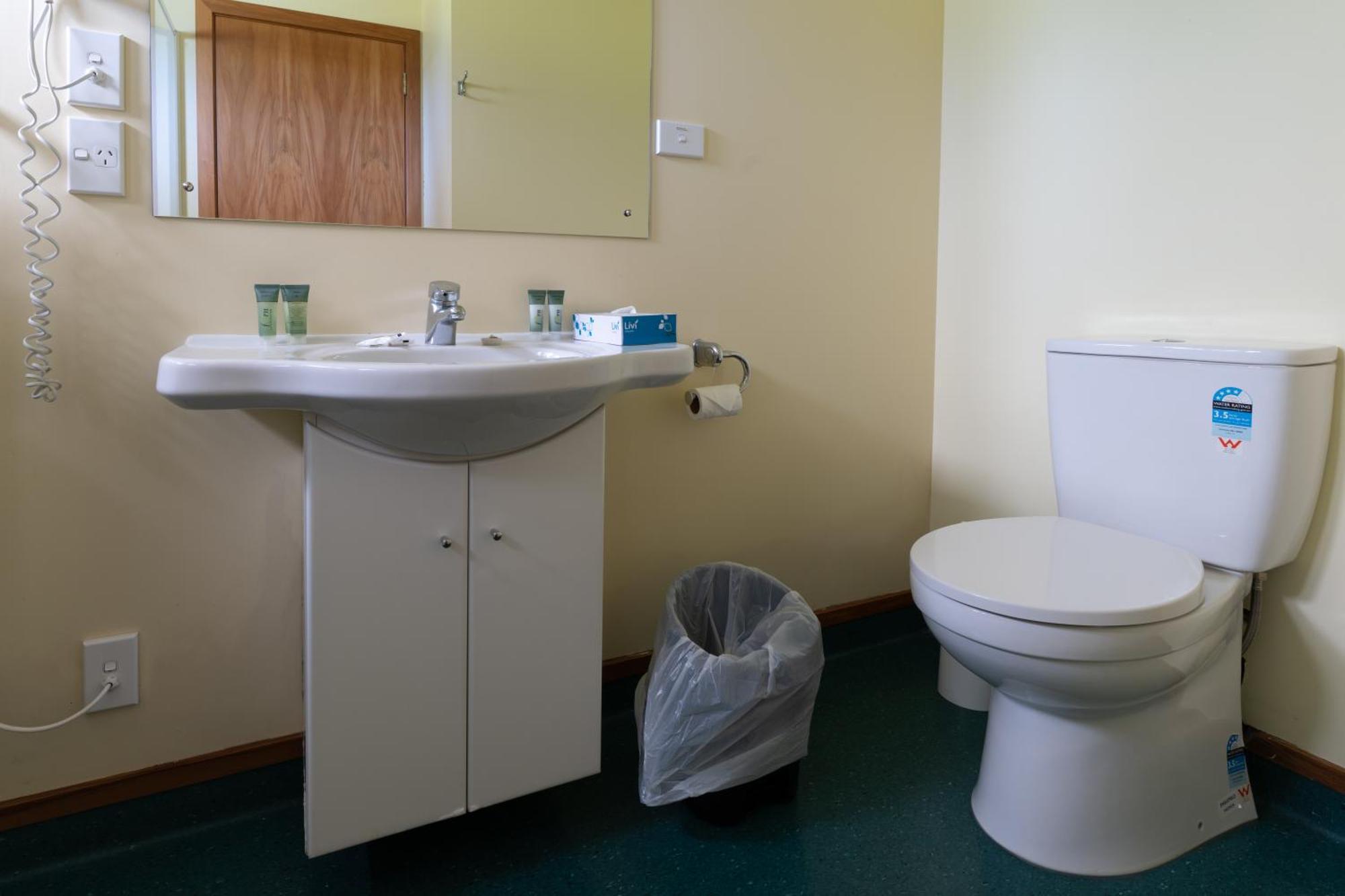 Donegal House Hotel Kaikoura Ngoại thất bức ảnh