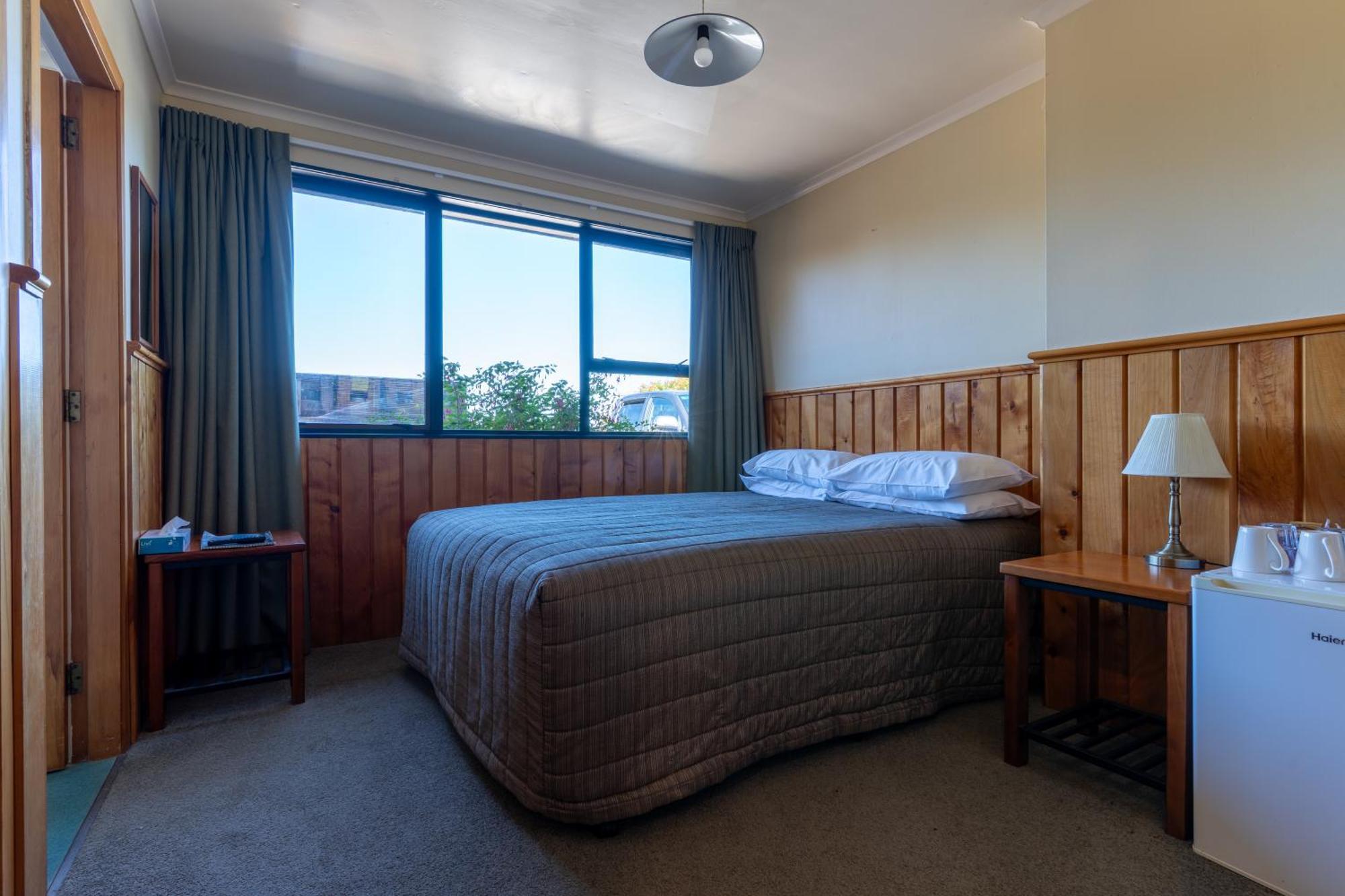 Donegal House Hotel Kaikoura Ngoại thất bức ảnh