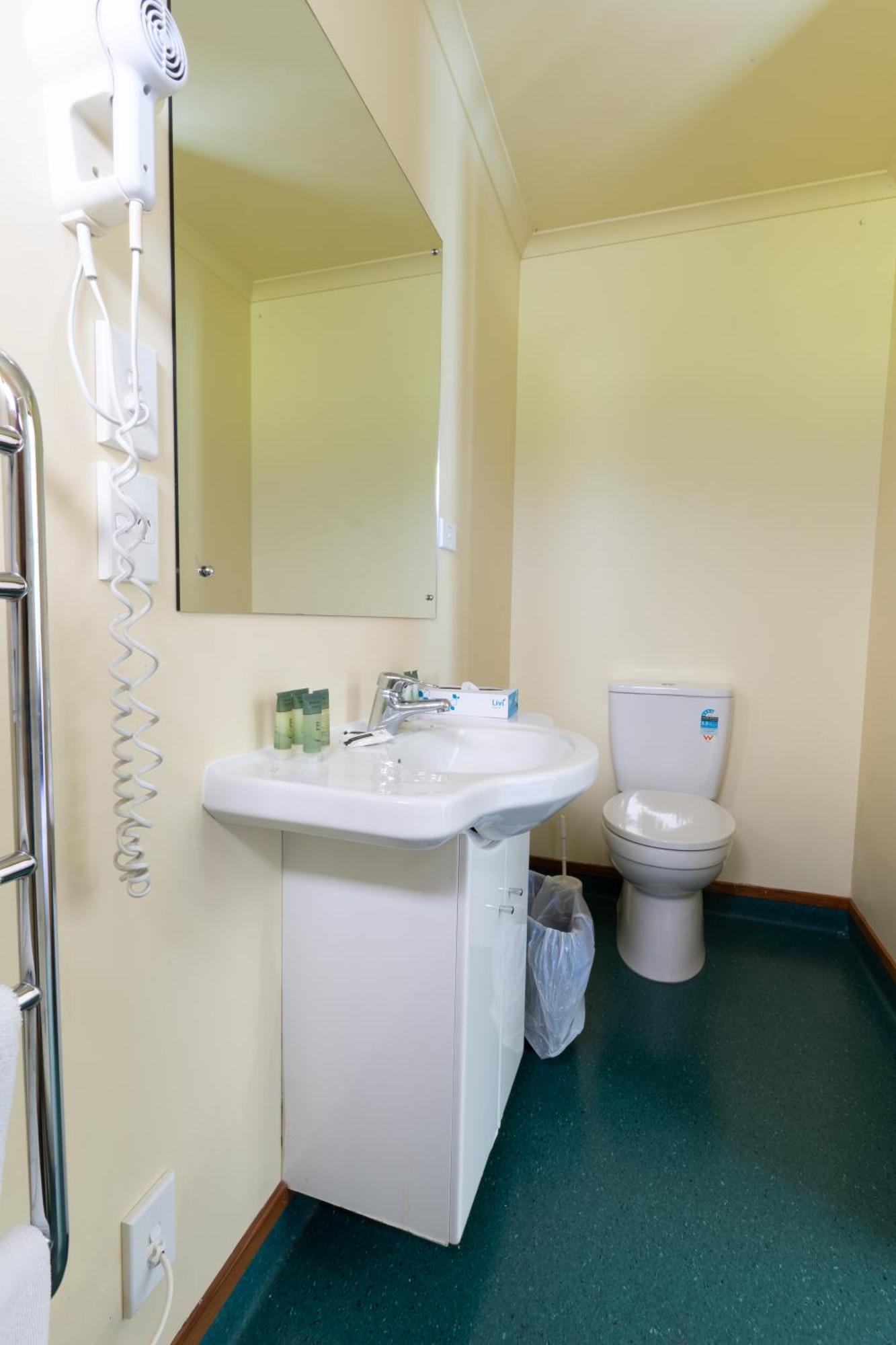 Donegal House Hotel Kaikoura Ngoại thất bức ảnh